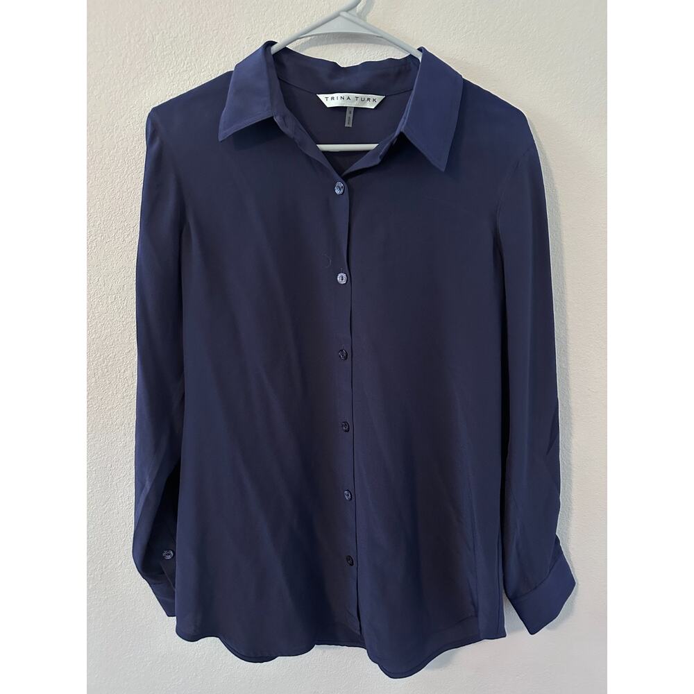 Trina Turk womens size small naby blue button down 100% silk preppy business